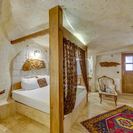 Hotell El Puente Cave 3*