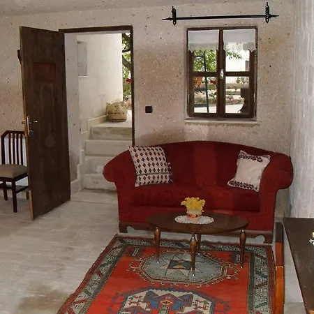 El Puente Cave Hotel